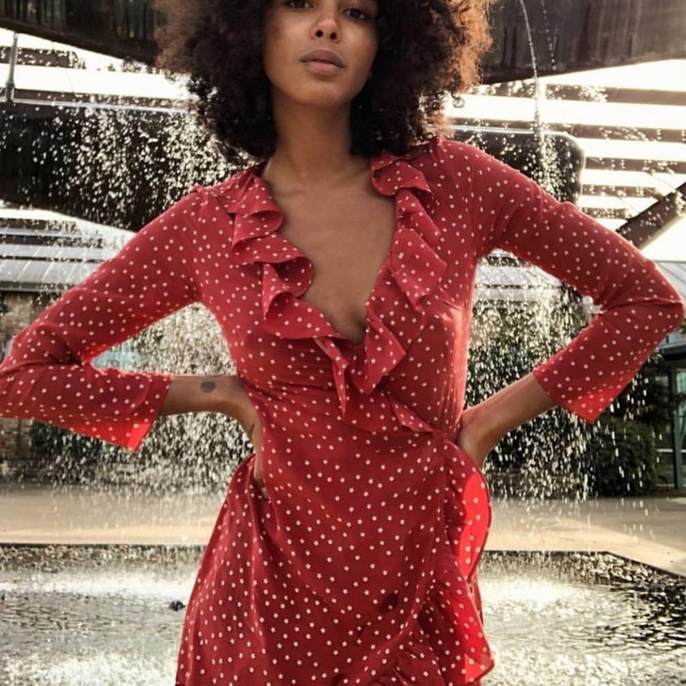 Realisation par red Alexandra dress
